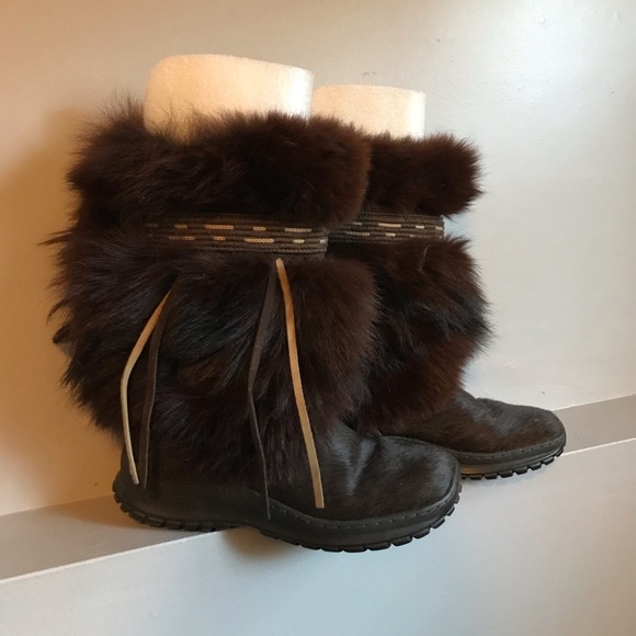 Boots - Picture 2 of 8